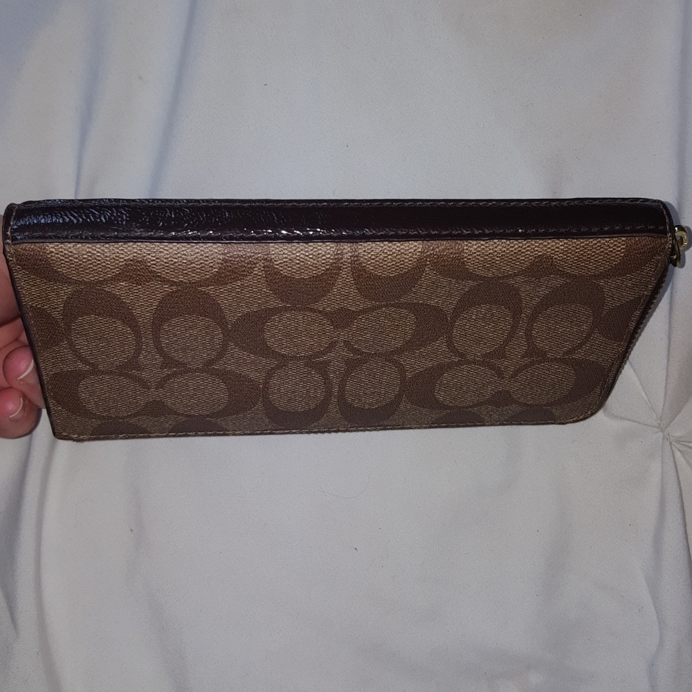 Coach Authentic Zip Wallet - Picture 3 of 3